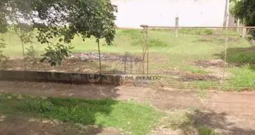 Terreno comercial à venda na Rua Pioneiro José Lourenço dos Santos, Parque da Gávea, Maringá