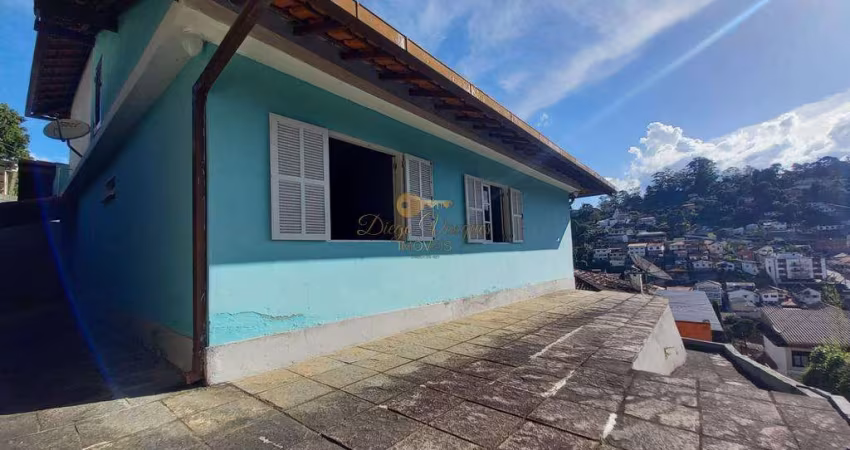 Casa para Venda em Teresópolis, Tijuca, 3 dormitórios, 2 banheiros, 3 vagas