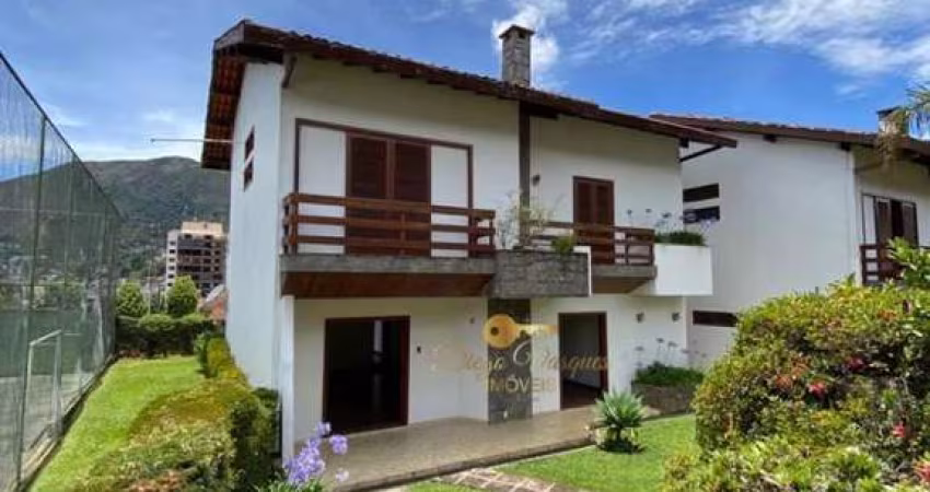 Casa em Condomínio para Venda em Teresópolis, Alto, 5 dormitórios, 3 suítes, 3 banheiros, 3 vagas