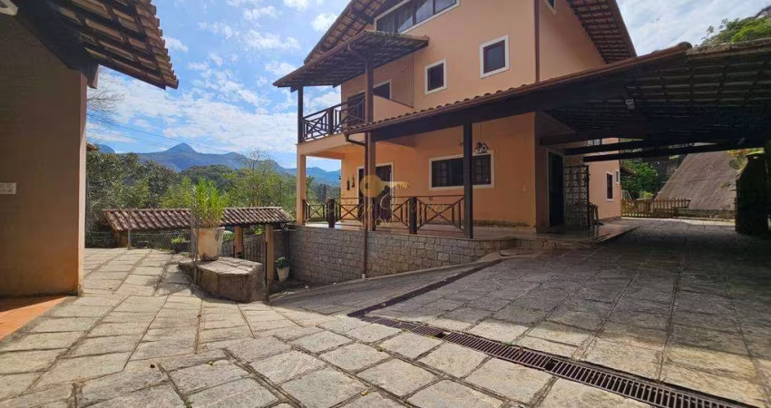 Casa em Condomínio para Venda em Teresópolis, Posse, 4 dormitórios, 3 suítes, 5 banheiros, 8 vagas