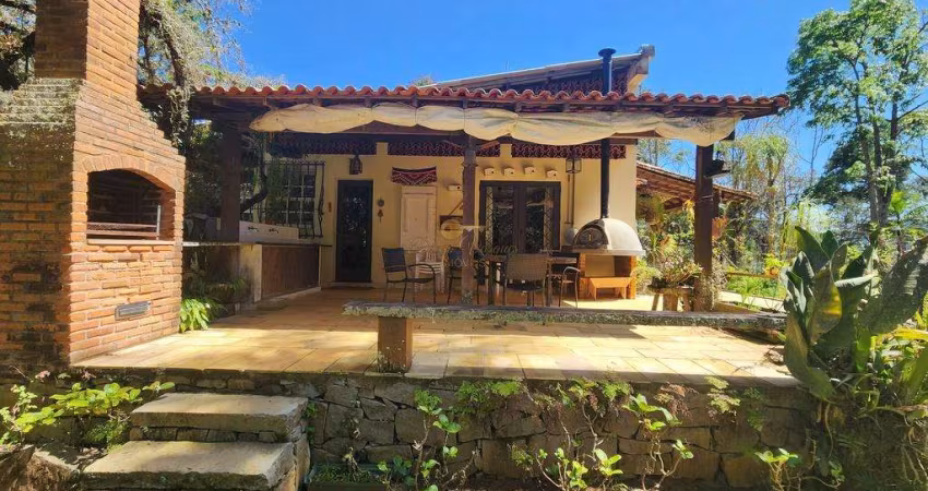 Casa para Venda em Teresópolis, Jardim Salaco, 4 dormitórios, 3 suítes, 4 banheiros, 10 vagas
