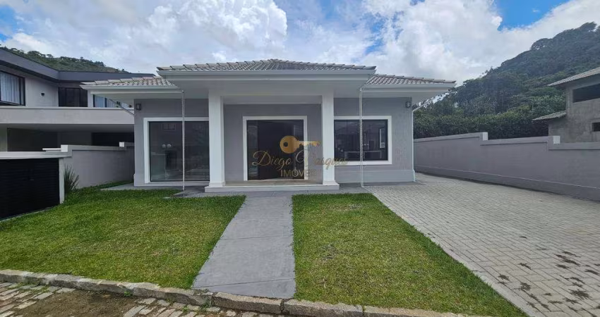 Casa em Condomínio para Venda em Teresópolis, Green Valley, 3 dormitórios, 3 suítes, 3 banheiros, 3 vagas