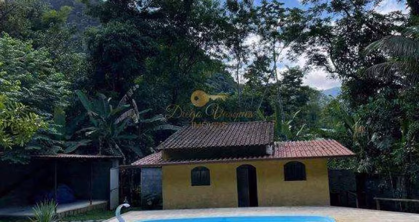Casa para Venda em Guapimirim, Limoeiro, 3 dormitórios, 2 banheiros, 2 vagas