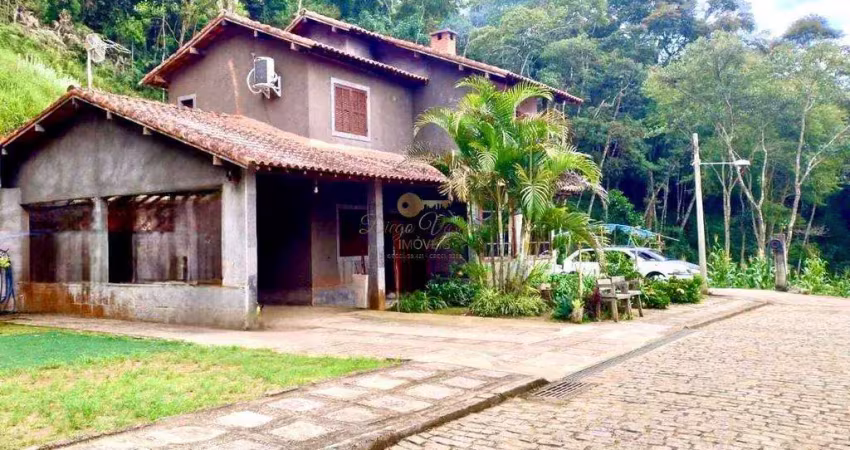 Casa para Venda em Teresópolis, Parque do Imbui, 6 dormitórios, 1 suíte, 4 banheiros, 5 vagas