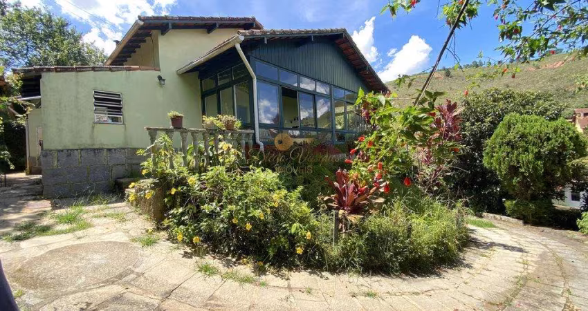 Casa para Venda em Teresópolis, Albuquerque, 5 dormitórios, 1 suíte, 3 banheiros, 1 vaga