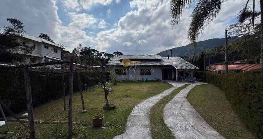 Casa em condomínio para venda em teresópolis, albuquerque, 3 dormitórios, 1 suíte, 3 banheiros, 10 vagas