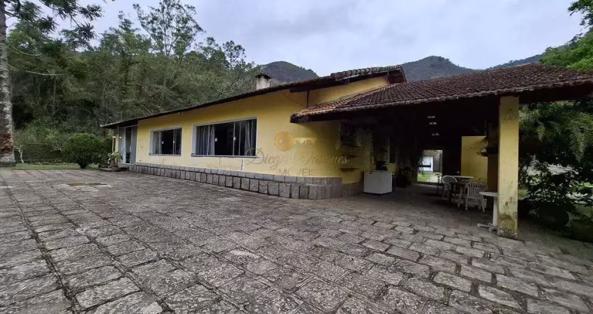 Casa para Venda em Teresópolis, Albuquerque, 10 dormitórios, 4 suítes, 8 banheiros, 8 vagas