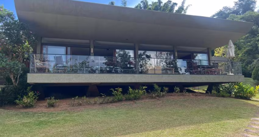 Casa para Venda em Petrópolis, Araras, 7 dormitórios, 5 suítes, 8 banheiros, 12 vagas