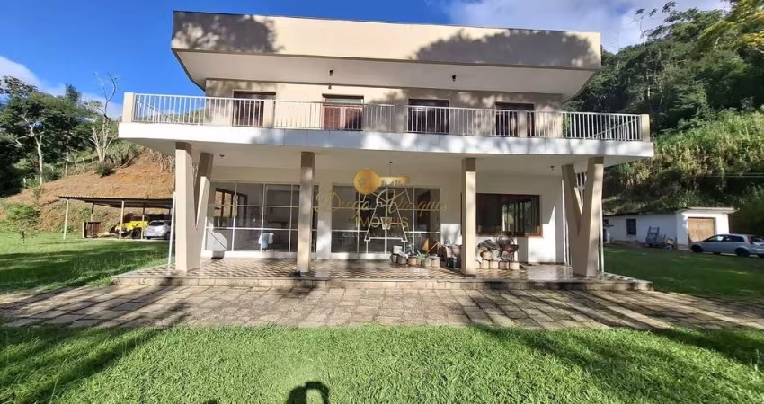 Sítio para Venda em Teresópolis, Cruzeiro, 6 dormitórios, 4 banheiros, 5 vagas