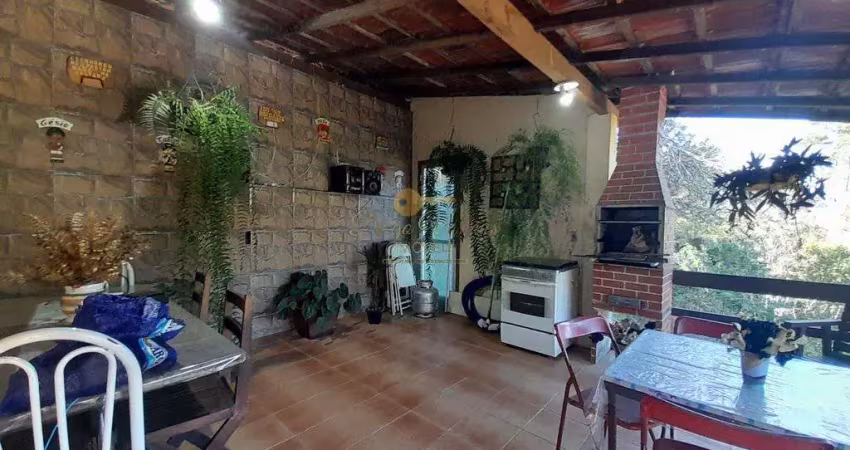 Casa para Venda em Teresópolis, Parque do Imbui, 2 dormitórios, 1 banheiro, 1 vaga