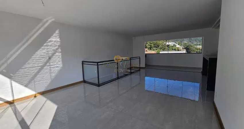 Apartamento para Venda em Teresópolis, Alto, 3 dormitórios, 2 suítes, 3 banheiros, 2 vagas
