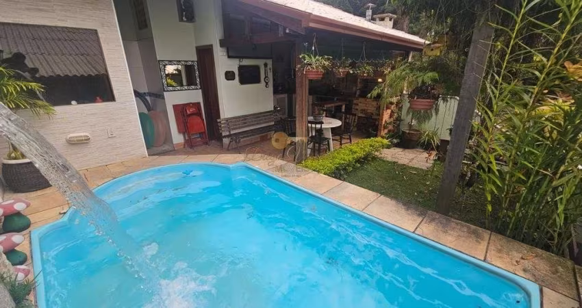 Casa para Venda em Teresópolis, Caleme, 2 dormitórios, 2 banheiros, 2 vagas