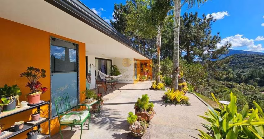 Casa em Condomínio para Venda em Teresópolis, Green Valley, 4 dormitórios, 4 suítes, 5 banheiros, 2 vagas