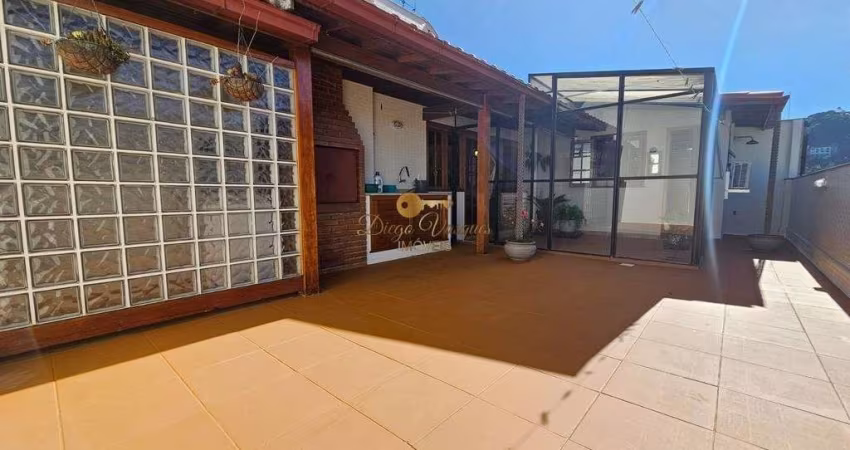 Cobertura Duplex para Venda em Teresópolis, Agriões, 3 dormitórios, 1 suíte, 3 banheiros, 1 vaga
