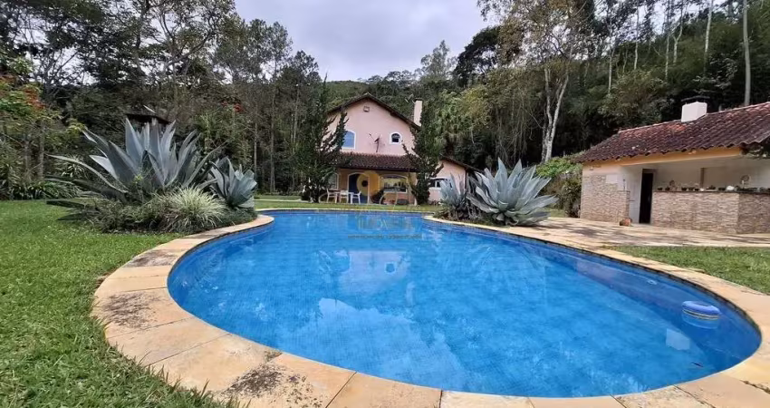 Sítio para venda em teresópolis, cruzeiro, 3 dormitórios, 1 suíte, 3 banheiros, 3 vagas