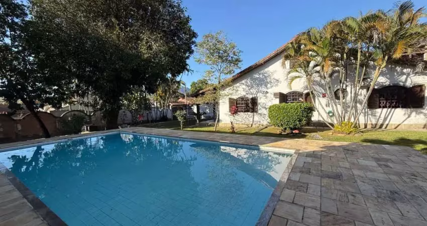 Casa para venda em guapimirim, iconha, 4 dormitórios, 1 suíte, 3 banheiros, 5 vagas