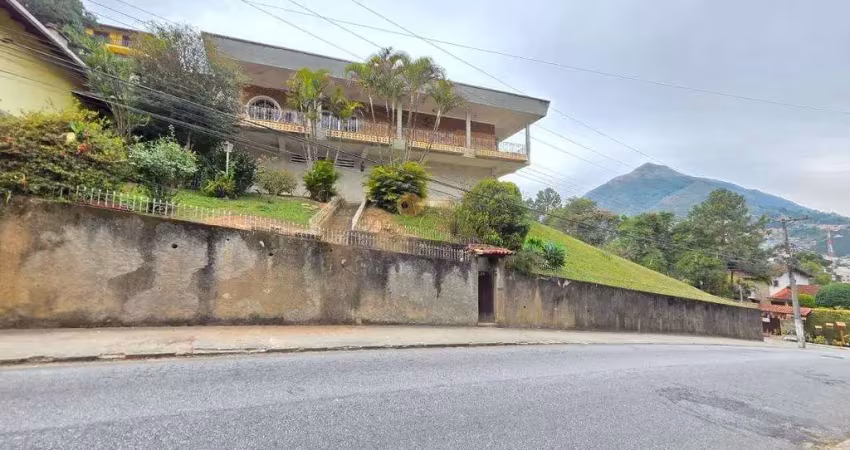 Casa para venda em teresópolis, bom retiro, 4 dormitórios, 1 suíte, 4 banheiros, 6 vagas