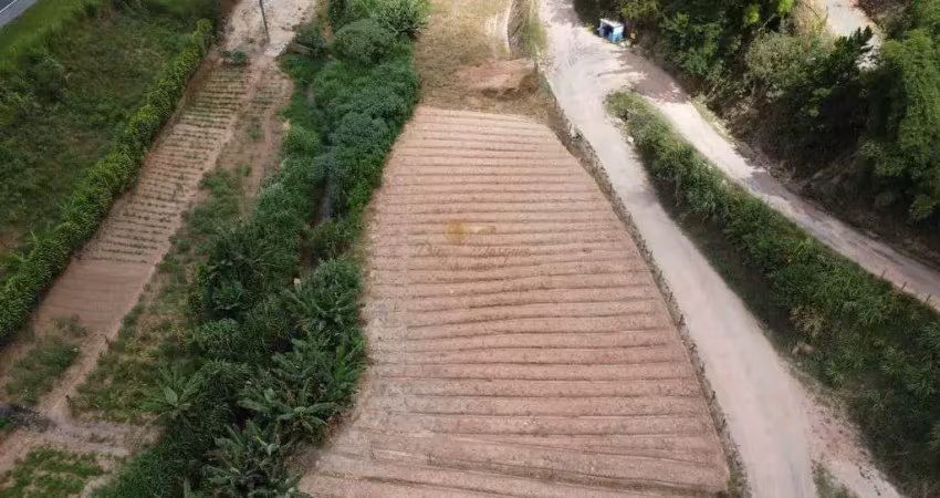 Terreno à venda na Estrada Rio x Bahia, 35, Pião, Sapucaia