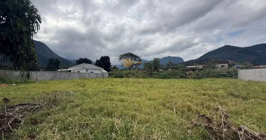 Terreno à venda na Rua Vereador do Valdir Cansiani Domingos, 200, Cotia, Guapimirim