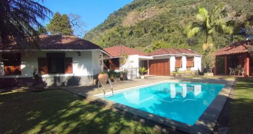 Casa para venda em teresópolis, granja guarani, 5 dormitórios, 5 suítes, 6 banheiros, 3 vagas