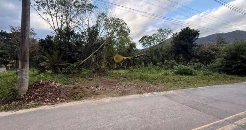 Terreno à venda na Estrada Martha Alcântara Fares, 300, Cotia, Guapimirim