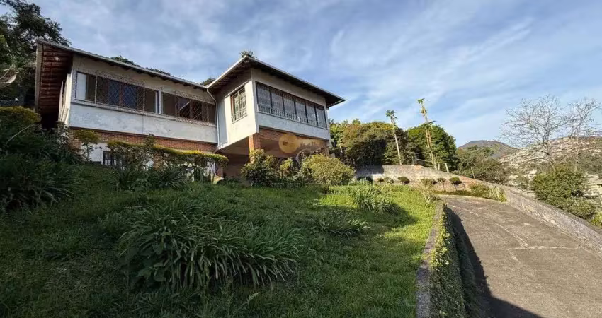 Casa para venda em teresópolis, várzea, 4 dormitórios, 1 suíte, 4 banheiros, 4 vagas