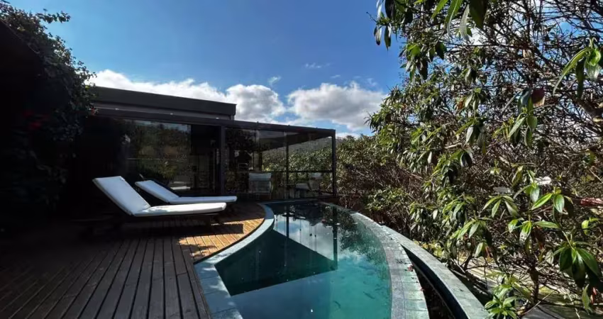 Casa em condomínio para locação em petrópolis, itaipava, 4 dormitórios, 4 suítes, 4 banheiros, 4 vagas