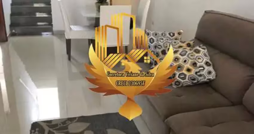 Casa no centro, próximo ao mercadinho Silva Jardim !! Oportunidade Única !!