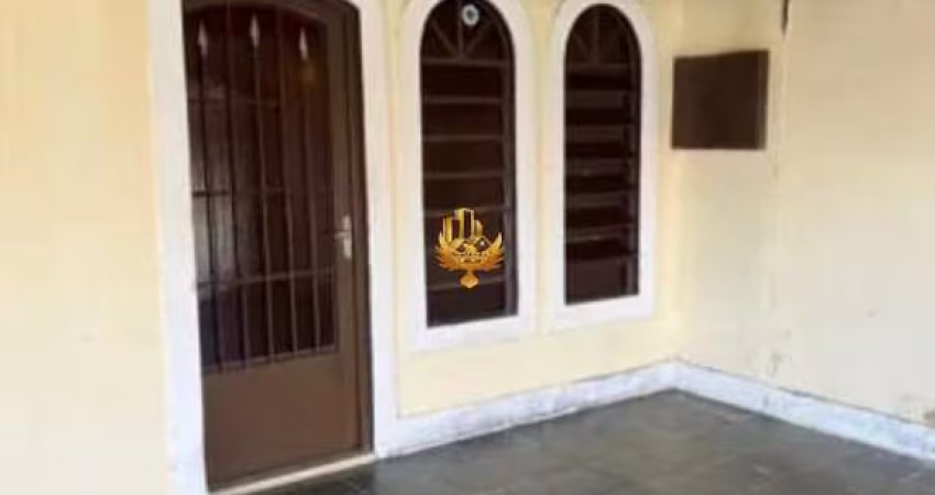 Imperdível oportunidade: Casa à venda em Taubaté-SP, Parque Jaraguá, 3 quartos, 1 sala, 2 banheiros, 4 vagas de garagem, 300m²!