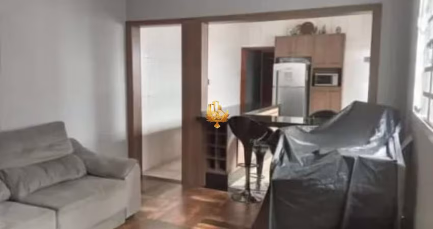 Casa à venda em Taubaté-SP: 2 quartos, 1 suíte, 1 sala, 2 banheiros, 2 vagas de garagem, 77,80 m² no Parque Taubateguassu.