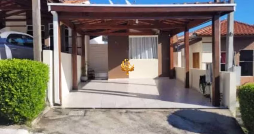 Casa em Condomínio à Venda em Taubaté-SP, Chácara Fonte Imaculada Conceição: 2 Quartos, 1 Suíte, 2 Vagas - 90m²