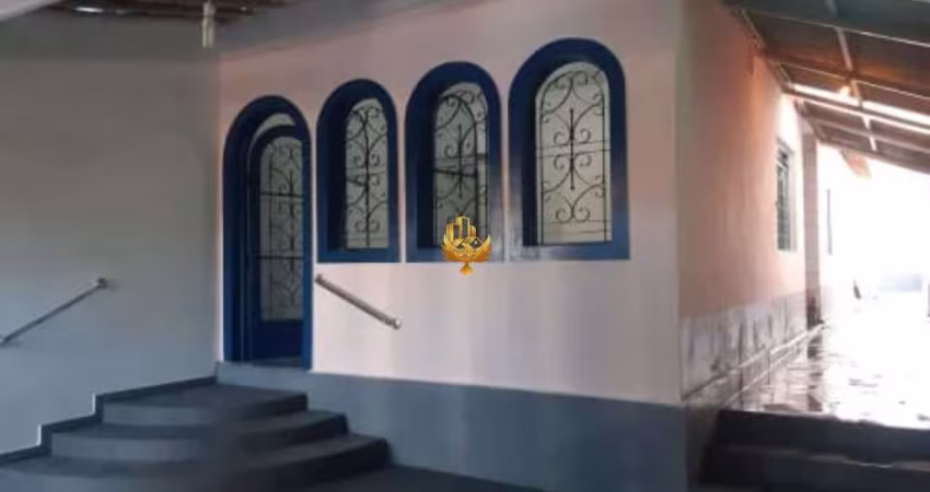 Casa à venda em Taubaté-SP, bairro Esplanada Sta. Terezinha: 2 quartos, 1 suíte, 1 sala, 2 banheiros, 1 vaga de garagem, 137m².
