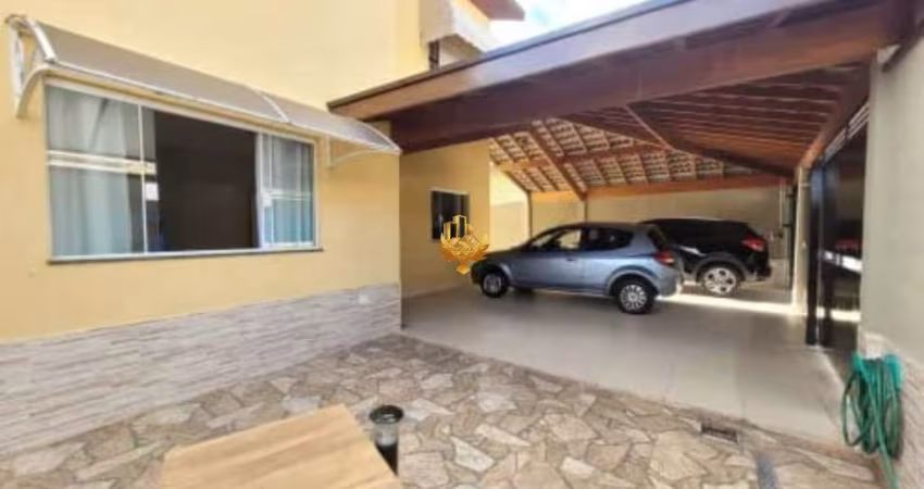 Imperdível oportunidade: Casa para venda em Taubaté-SP, Campos Elíseos, 3 quartos, 1 suíte, 2 salas, 3 banheiros, 4 vagas, 310m².