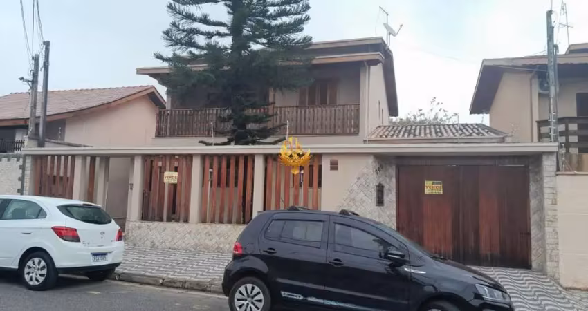 Imperdível: casa à venda em taubaté-sp, bairro campos elíseos! 3 quartos, 1 suíte, 1 sala, 2 banheiros, 2 vagas, 297,46m². venha conferir!