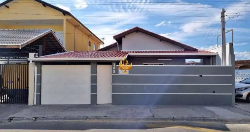 Casa à venda em tremembé-sp: 3 quartos, 1 suíte, 2 banheiros, 138m², no loteamento parque das fontes.