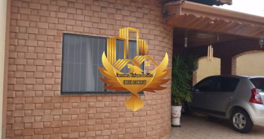 Imóvel de alto padrão à venda em Taubaté-SP: Casa no Jardim Gurilândia com 3 quartos, 1 suíte, 1 sala, 1 banheiro, 5 vagas de garagem e 173 m².