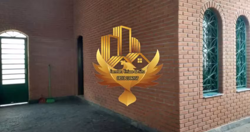 Casa à venda no Centro de Tremembé-SP: 3 quartos, 1 suíte, 157m² e 2 vagas de garagem!