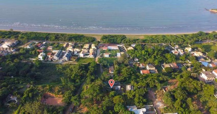 Casa à venda com Vista Mar e Amplo Quintal por R$ 1.060.000,00.