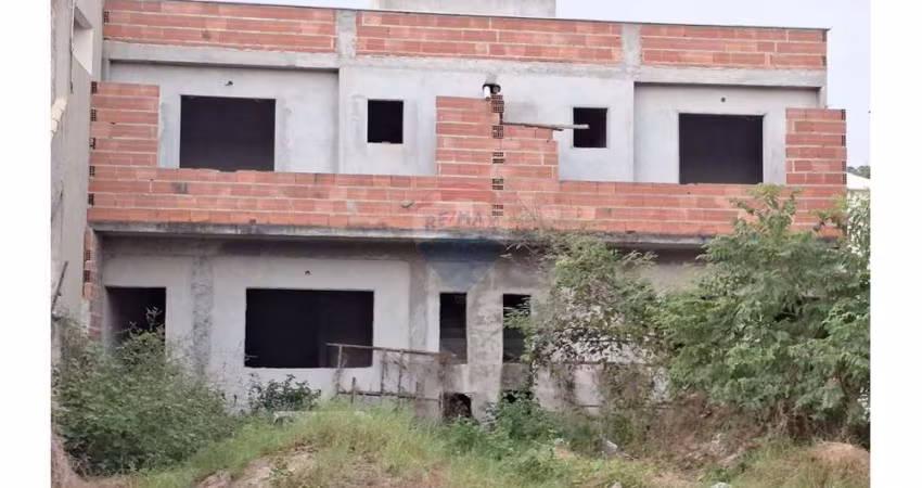 duplex em Construçao