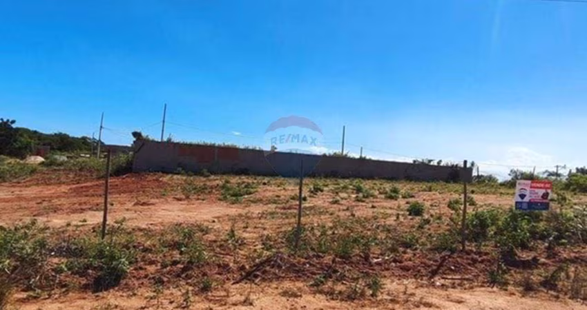 Terrenos com 360m² à venda na Rasa!