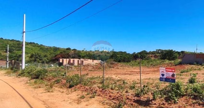 Terreno com 360m² cada à venda na Rasa!