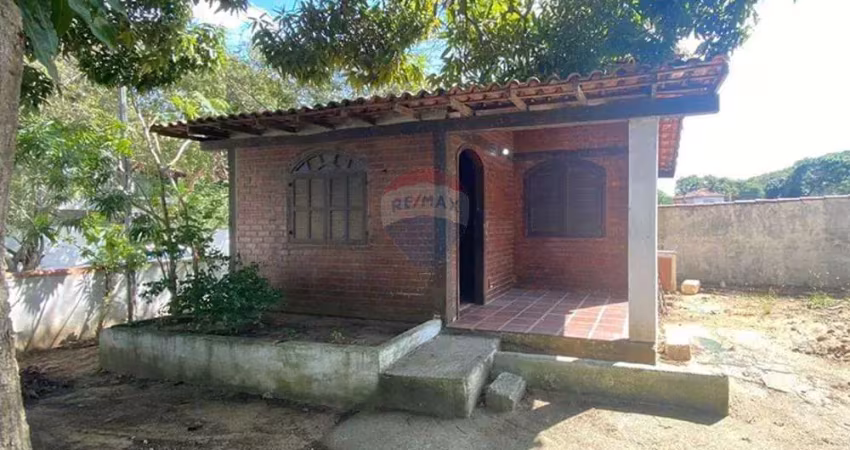 À venda: casa com terreno de 700 m² em localização privilegiada no bairro tucuns, armação dos búzios