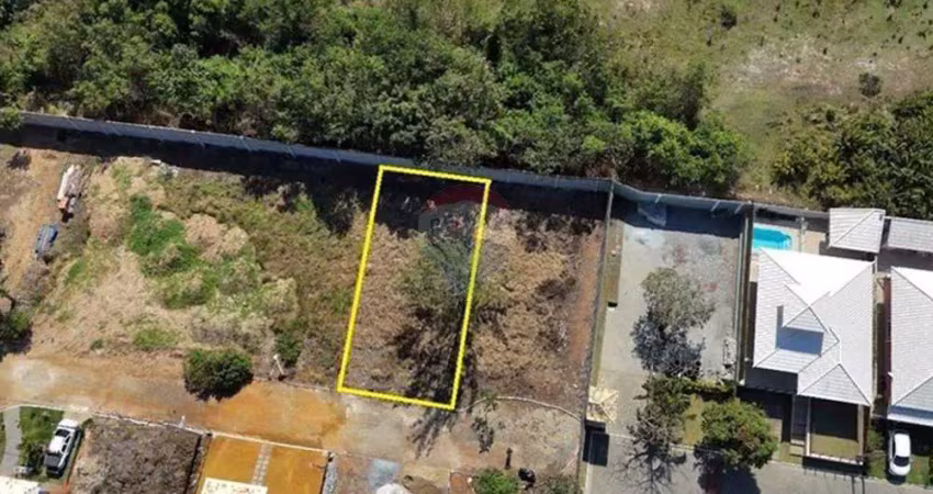 À venda: terreno plano em condomínio na vila verde, búzios – rj