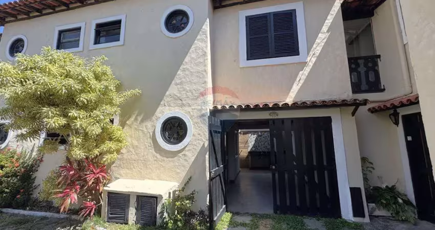 À venda: casa em condomínio com rgi a 700m da rua das pedras e da praia – búzios