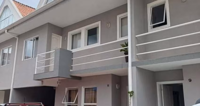 Sobrado para Venda em Curitiba, Boqueirão, 3 dormitórios, 1 suíte, 3 banheiros, 2 vagas
