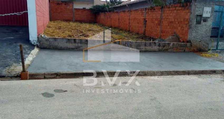Vende-se Terreno de 154 m², Jd. Santa Madre Paulina, testada 7 m, com vizinhos dos lados e calçada ideal para construtores, Sorocaba-SP