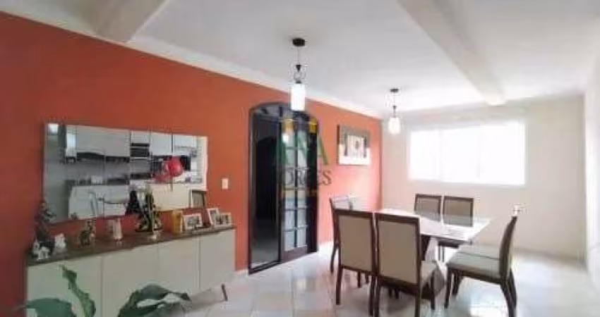 Sobrado Com Edícula na Zona Leste
