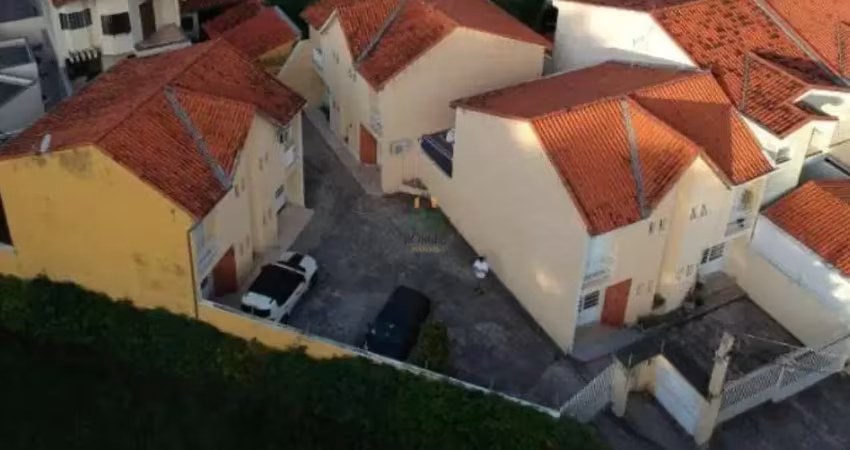 Sobrado na Zona Leste com 02 Suítes
