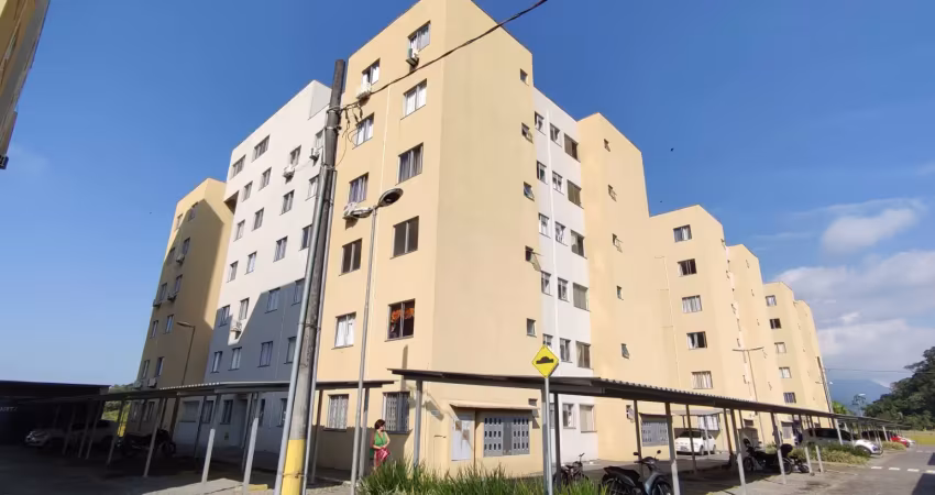 Apartamento com 2 quartos para alugar na Rua Orestes Guimarães, 15798, Vila Nova, Joinville