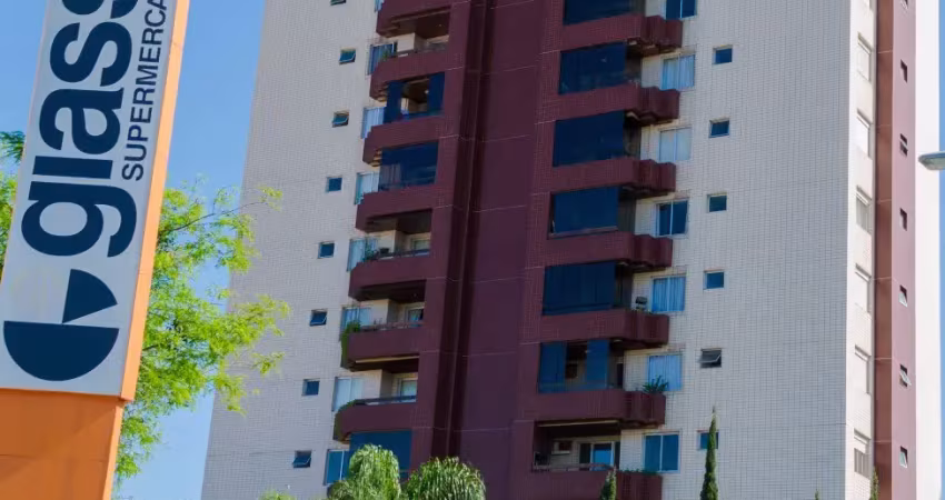 Cobertura com 3 quartos para alugar na Rua Orestes Guimarães, 421, América, Joinville